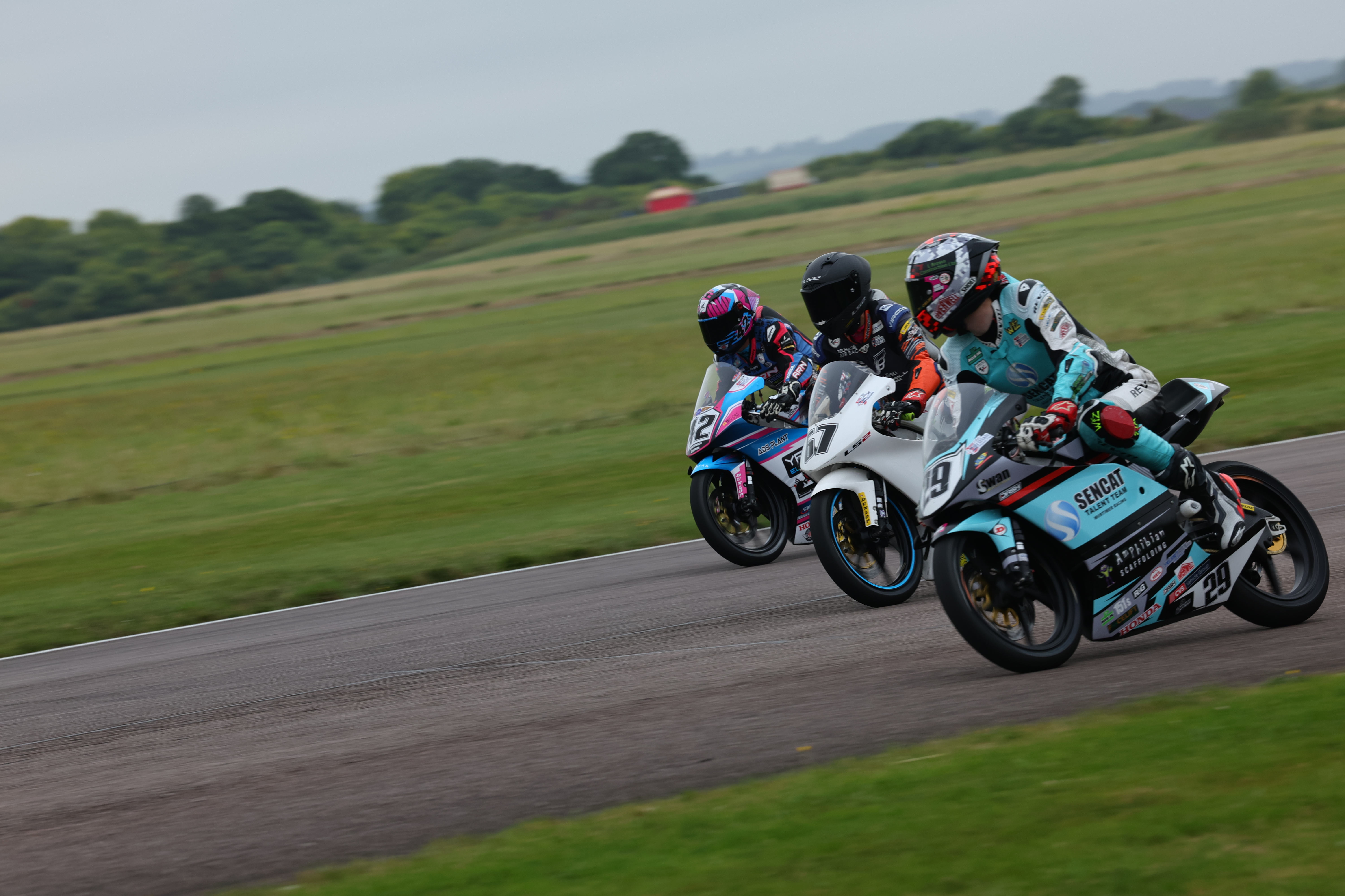 Round 6 Thruxton Race 1