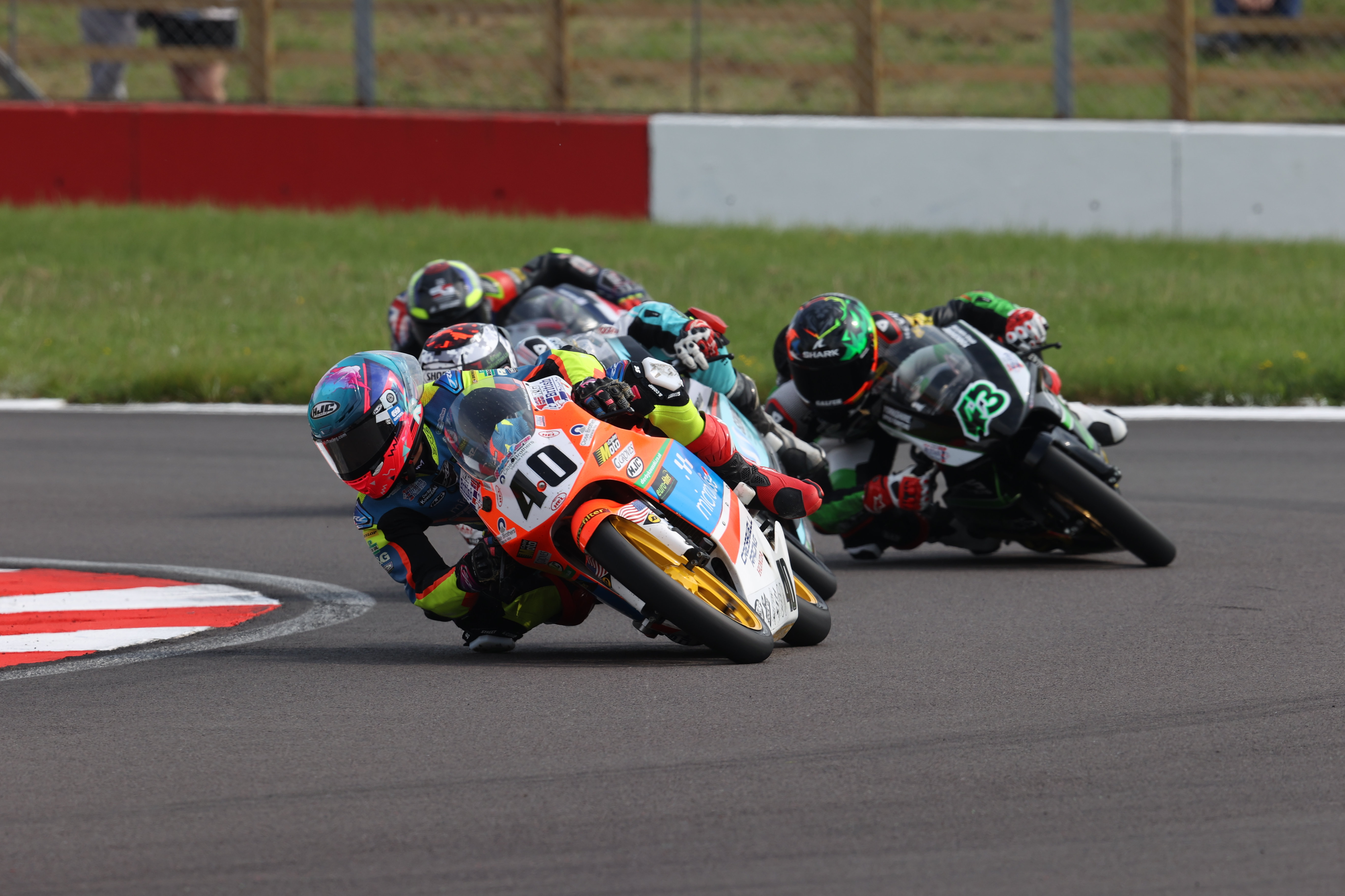 Round 2 Donington Race 1