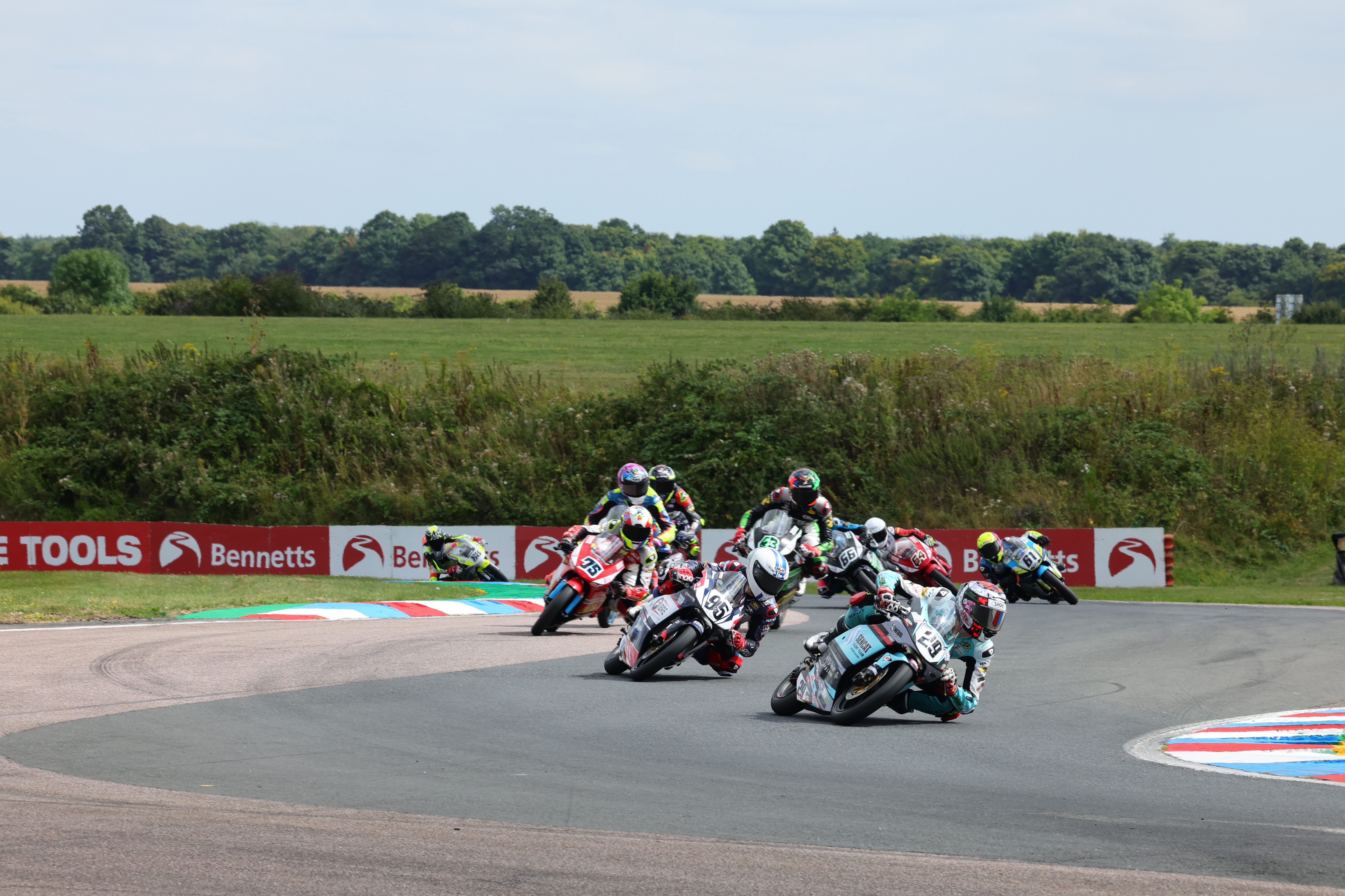 Round 6 Thruxton Race 2